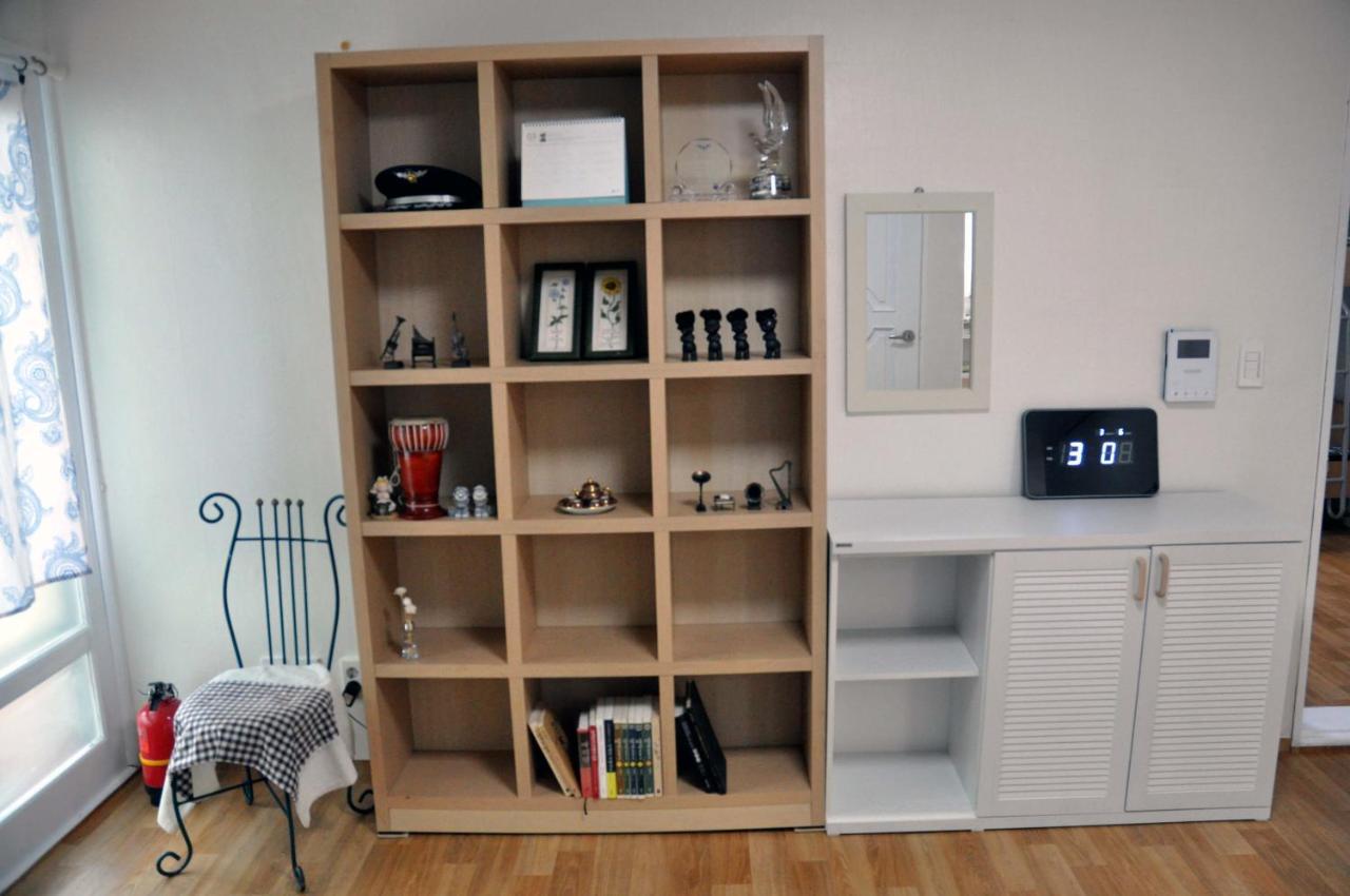 Gwangju Songjeong Station Guesthouse Gwangju Metropolitan City Dış mekan fotoğraf